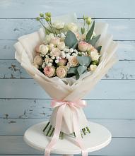 Букет цветов из:  Розы и Лизиантусы #REPLACE_PRED# Когалыме