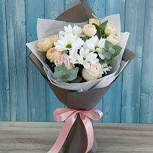 Букет цветов из:  Хризантемы и Розы в Когалыме
