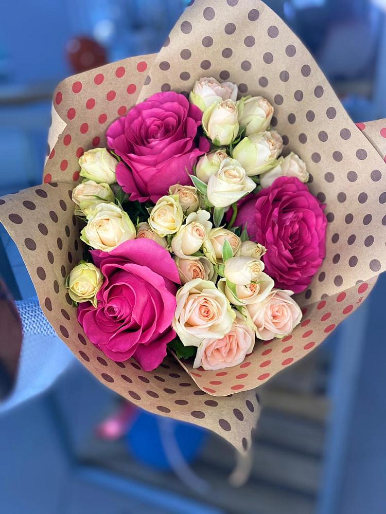 Букет цветов из: Розы в Когалыме