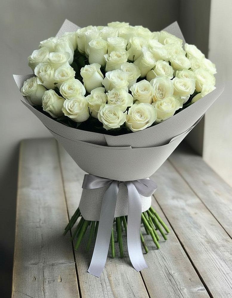 Букет 35 Белых роз в Когалыме