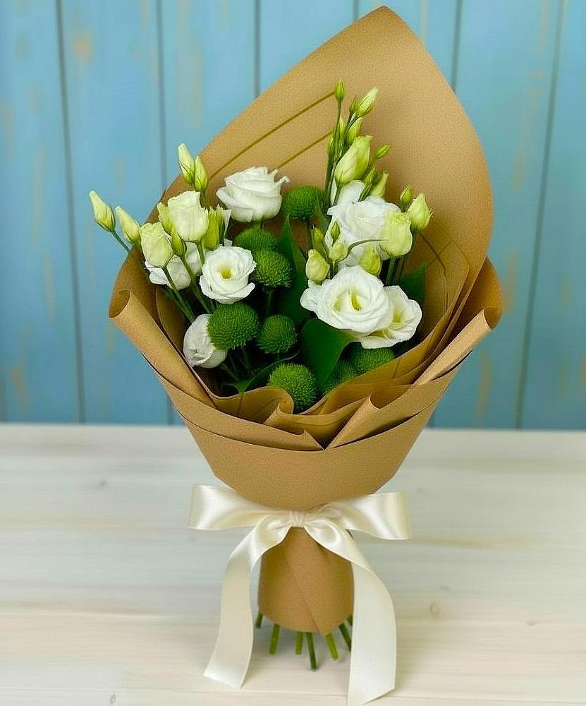 Букет цветов из: Хризантемы и Лизиантусы в Когалыме