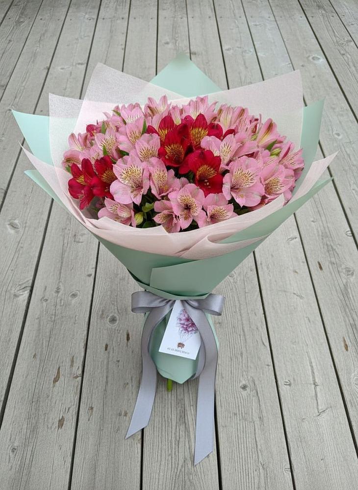 Букет цветов из: Альстромерии в Когалыме