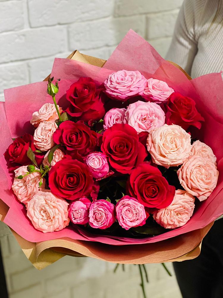 Букет цветов из: Розы в Когалыме