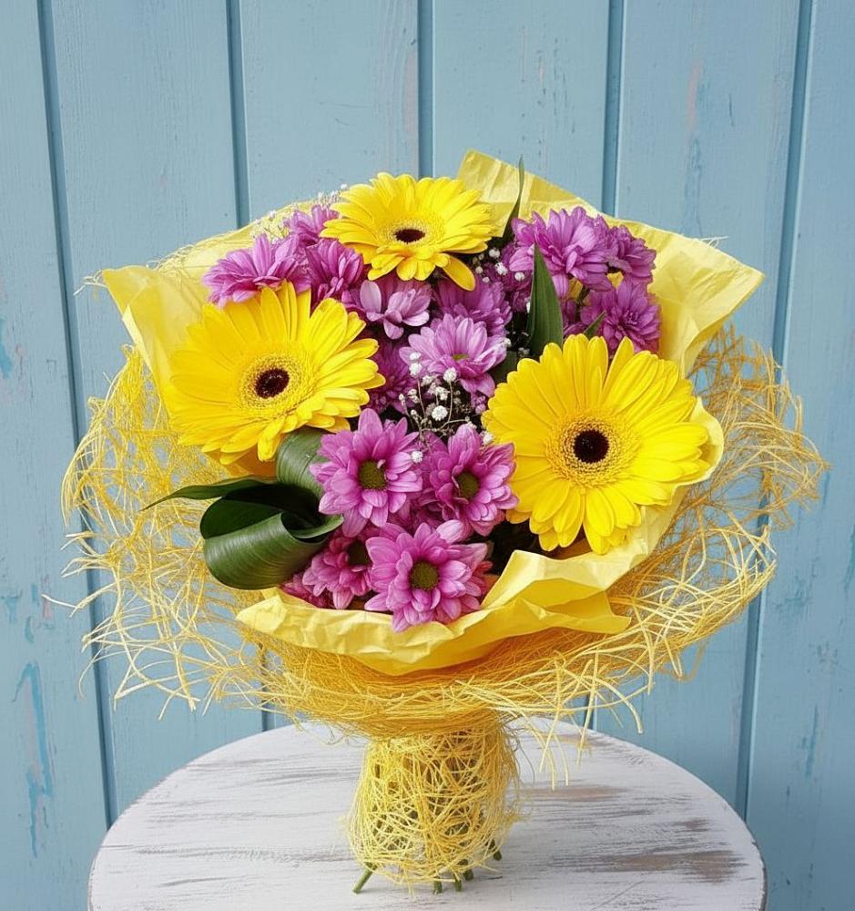 Букет цветов из: Хризантемы и Герберы в Когалыме