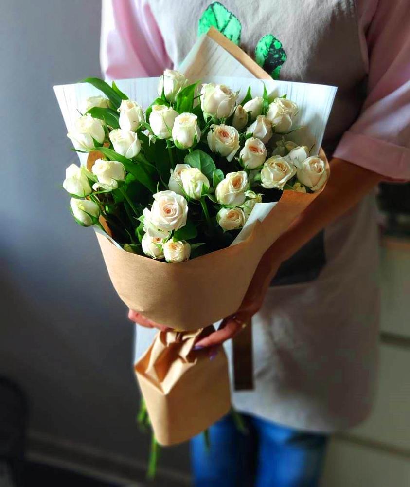 Букет цветов из: Розы в Когалыме