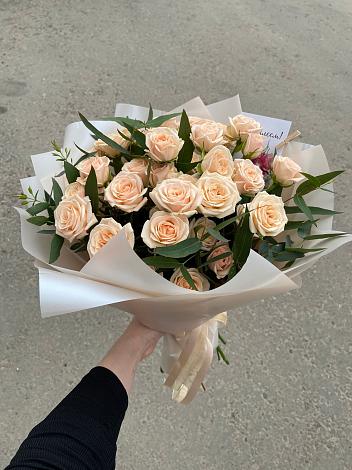 Букет Кремовые розы Латте в Когалыме